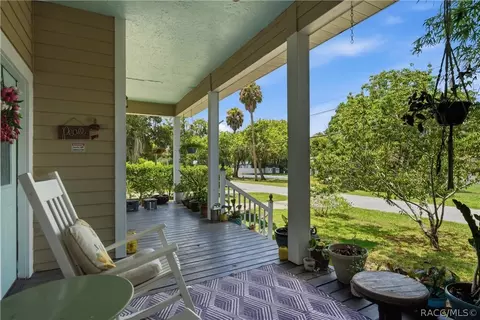 Exterior - 512 SE 9th St, Ocala, FL 34471 photo 5 of 20