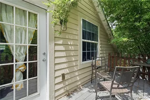 Exterior - 512 SE 9th St, Ocala, FL 34471 photo 9 of 20