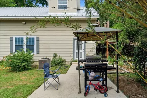 Exterior - 512 SE 9th St, Ocala, FL 34471 photo 18 of 20