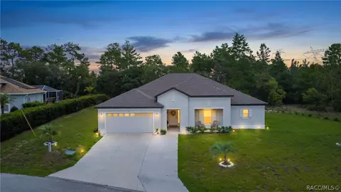 11 Fringetree Ct, Homosassa, FL 34446