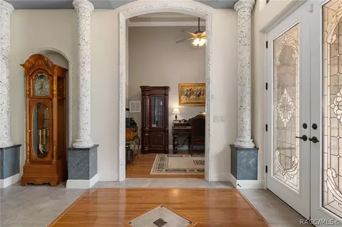 Entry Way - 1202 W Beagle Run Loop, Hernando, FL 34442 photo 4 of 10