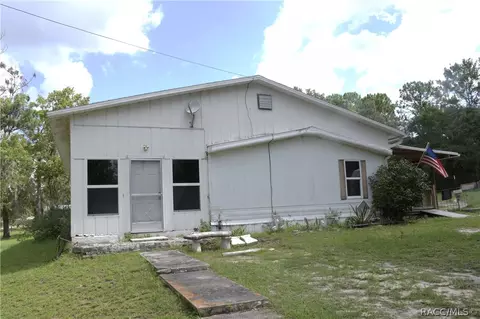 5719 S Tena Pt, Homosassa, FL 34446