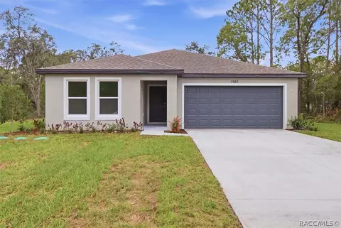 7982 N Susan Ave, Dunnellon, FL 34433