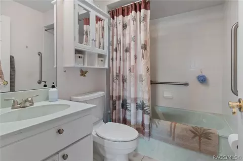Bath - 3676 E Ibis Cove Ct, Hernando, FL 34442 photo 4 of 4