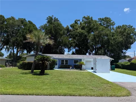 3505 S Country Club Dr, Inverness, FL 34450