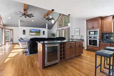 Kitchen - 8810 E Hampton Point Rd, Inverness, FL 34450 photo 5 of 7