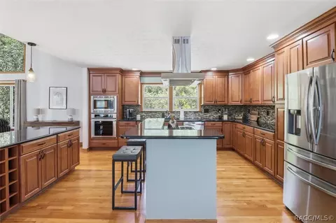 Kitchen - 8810 E Hampton Point Rd, Inverness, FL 34450 photo 2 of 7