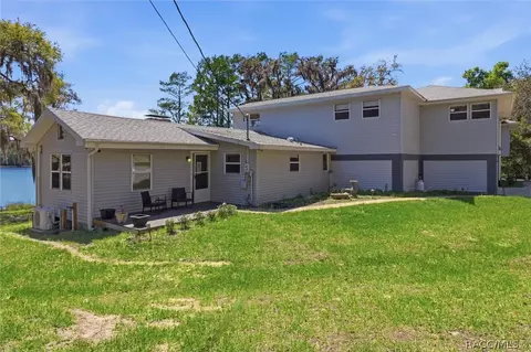 Exterior - 8810 E Hampton Point Rd, Inverness, FL 34450 photo 3 of 12