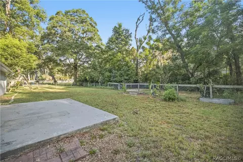 Exterior - 2351 NE 40th St, Ocala, FL 34479 photo 1 of 7