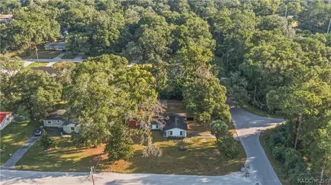 View/Area - 2351 NE 40th St, Ocala, FL 34479 photo 2 of 5