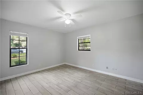 Bedroom - 2351 NE 40th St, Ocala, FL 34479 photo 4 of 9