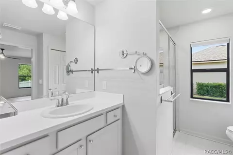 Bath - 3200 N Canterbury Lake Dr, Hernando, FL 34442 photo 2 of 3