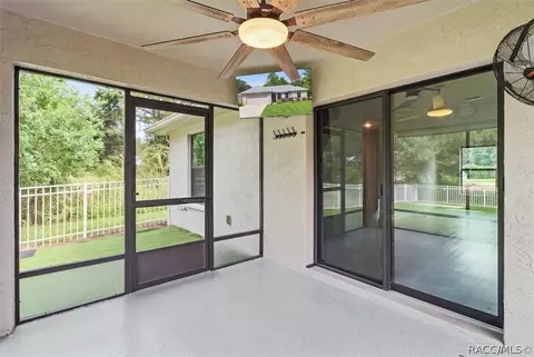 Exterior - 3200 N Canterbury Lake Dr, Hernando, FL 34442 photo 2 of 6