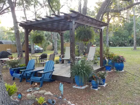 Exterior - 6580 N Sourgum Ter, Hernando, FL 34442 photo 6 of 18