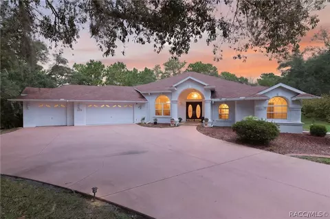 2155 W Fir Pl, Beverly Hills, FL 34465