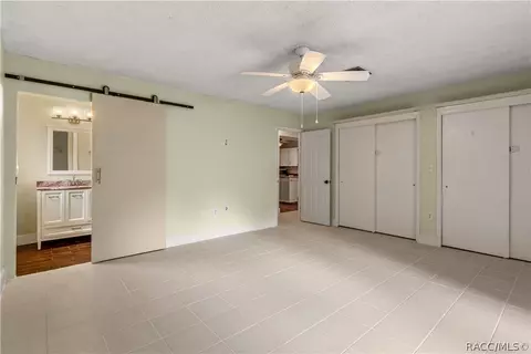 Bedroom - 4841 E Marsh Lake Dr, Hernando, FL 34442 photo 3 of 7
