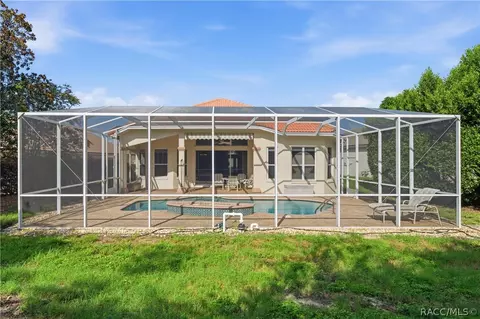 Exterior - 1675 N Shadowview Path, Hernando, FL 34442 photo 8 of 11