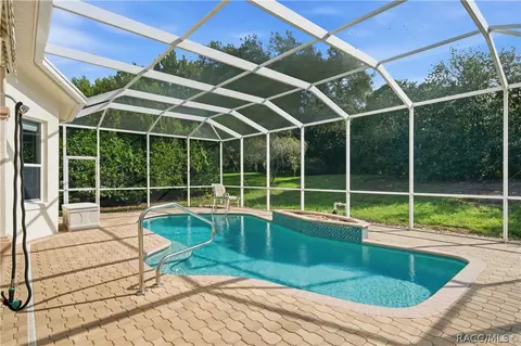 Exterior - 1675 N Shadowview Path, Hernando, FL 34442 photo 3 of 11