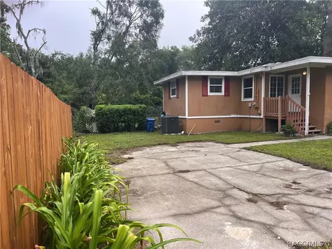 Exterior - 4511 E Bahia Ln, Hernando, FL 34442 photo 15 of 18