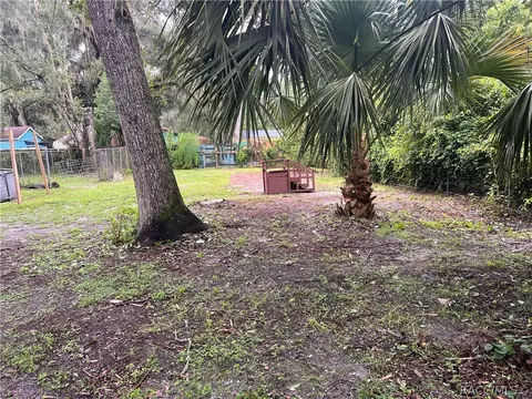Exterior - 4511 E Bahia Ln, Hernando, FL 34442 photo 11 of 18