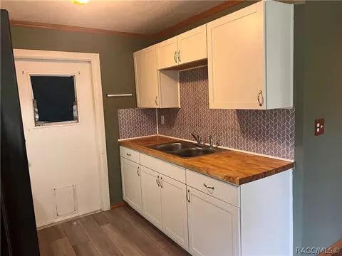 Kitchen - 4511 E Bahia Ln, Hernando, FL 34442 photo 1 of 2