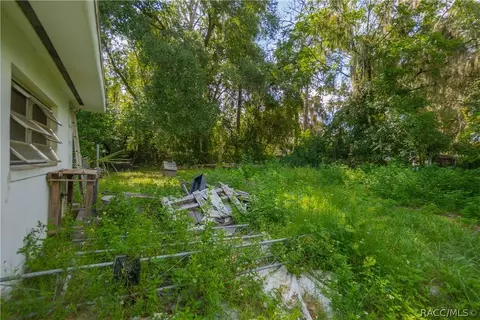 Exterior - 4770 E Dartmouth Ln, Hernando, FL 34442 photo 7 of 9