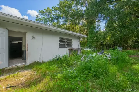 Exterior - 4770 E Dartmouth Ln, Hernando, FL 34442 photo 4 of 9