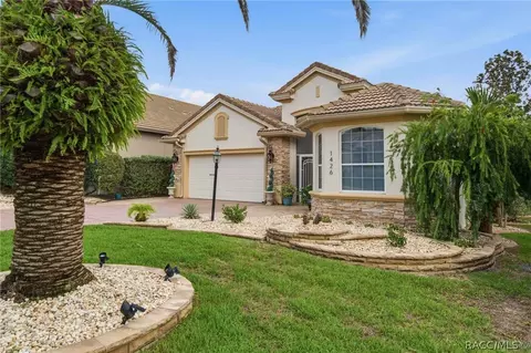 Exterior - 1426 W Crossview Way, Hernando, FL 34442 photo 11 of 17
