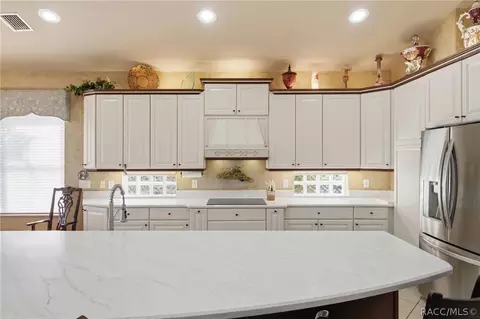 Kitchen - 1426 W Crossview Way, Hernando, FL 34442 photo 6 of 10