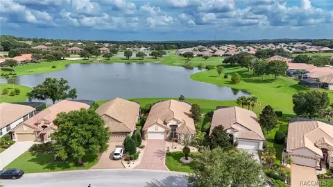 View/Area - 1426 W Crossview Way, Hernando, FL 34442 photo 2 of 16