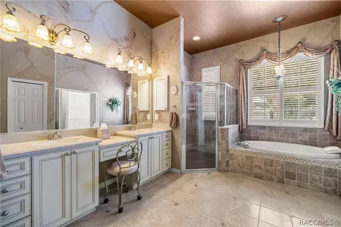 Bath - 1611 N Dimaggio Path, Hernando, FL 34442 photo 1 of 5