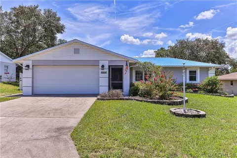 5626 W Justin Ct, Homosassa, FL 34448