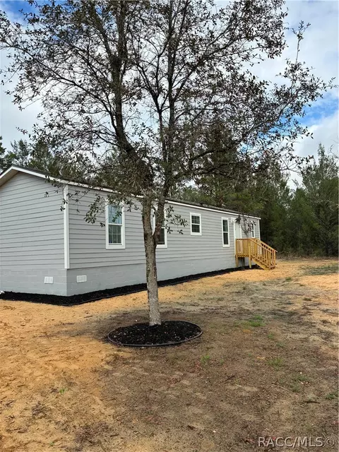 544 Main Rd, Interlachen, FL 32148 photo 3