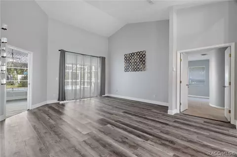 Living - 270 N Grandview Ave, Hernando, FL 34442 photo 2 of 5