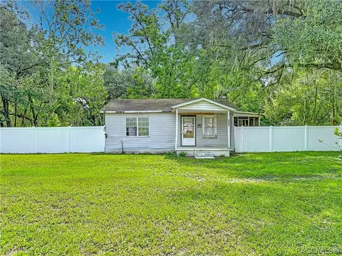6708 16th St #1, Zephyrhills, FL 33542