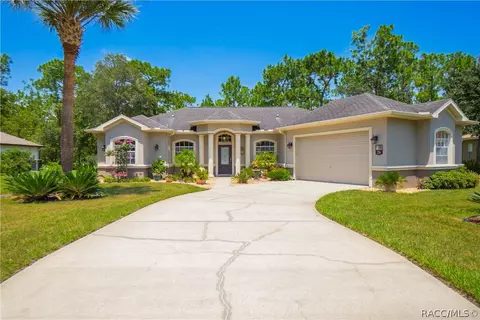 24 Boxleaf Ct, Homosassa, FL 34446