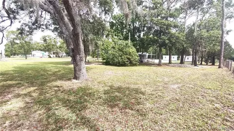 7127 W Grover Cleveland Blvd, Homosassa, FL 34446