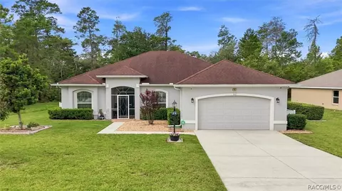 21 Lone Pine St, Homosassa, FL 34446