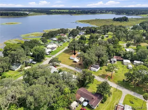 2526 N Lakefront Dr, Hernando, FL 34442 photo 4
