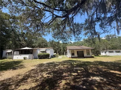 9341 N Rainelle Ave, Crystal River, FL 34428
