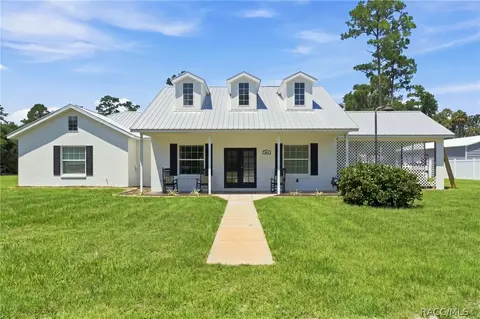 10574 N Sunflower Pt, Crystal River, FL 34428