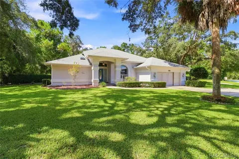 1 Canela Ct, Homosassa, FL 34446