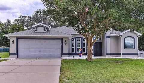 5904 W Meadowpark Ln, Crystal River, FL 34429