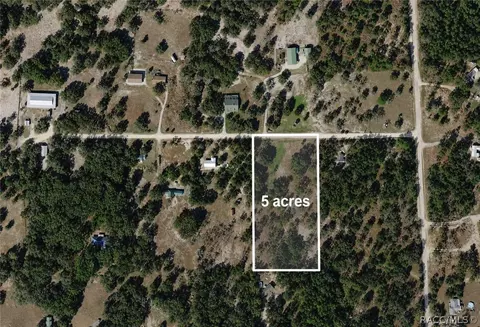 7532 W Newcastle Ct, Dunnellon, FL 34433