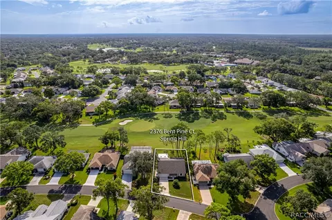 View/Area - 2376 Bent Pine Ct, Spring Hill, FL 34606 photo 2 of 22