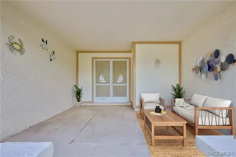 Exterior - 2376 Bent Pine Ct, Spring Hill, FL 34606 photo 5 of 16