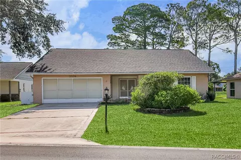 Exterior - 2376 Bent Pine Ct, Spring Hill, FL 34606 photo 1 of 16