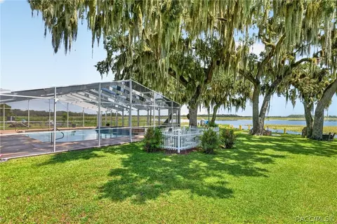 Exterior - 2489 N Lakefront Dr, Hernando, FL 34442 photo 5 of 36