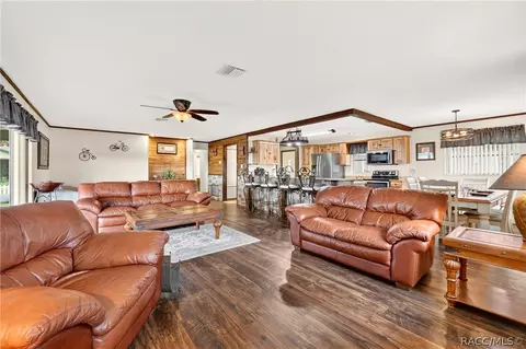 Living - 2489 N Lakefront Dr, Hernando, FL 34442 photo 4 of 4