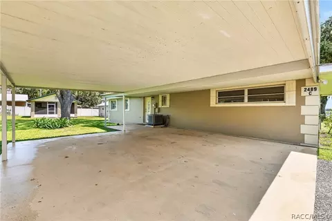 Exterior - 2489 N Lakefront Dr, Hernando, FL 34442 photo 9 of 36